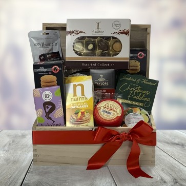 Christmas Delights Hamper (Keepsake Box)